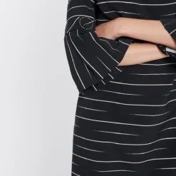 Ana Alcazar Gestreepte Jurk Vabelia 10 Ana Alcazar Gestreepte Jurk Vabelia -Goedkope Mooie Kled Winkel ana alcazar 047297 2783 910 5