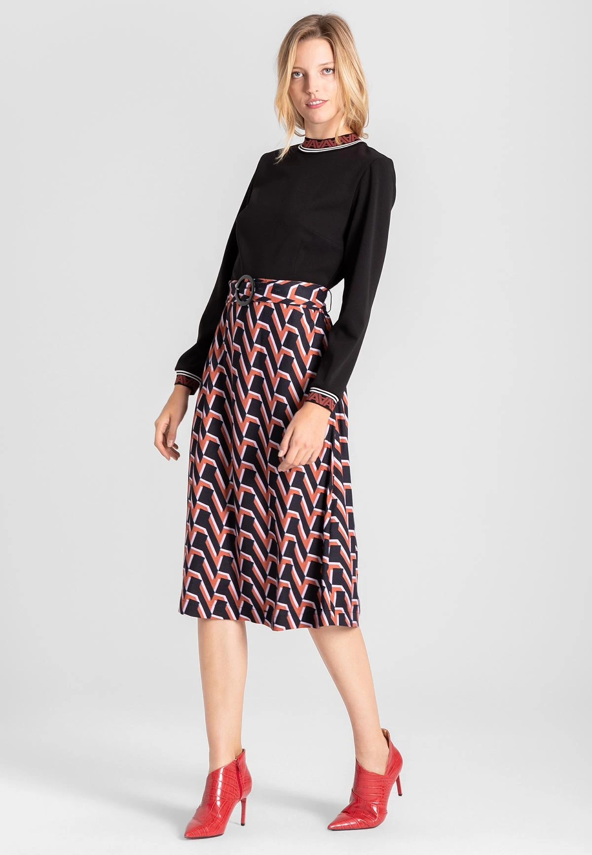 Ana Alcazar Mix Jurk Vaburany Bruin 1 Ana Alcazar Mix Jurk Vaburany Bruin