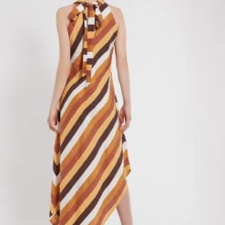 Ana Alcazar Asymmetrische Jurk Zenny -Goedkope Mooie Kled Winkel ana alcazar 047627 2868 9104