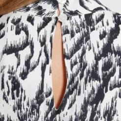 Ana Alcazar Getailleerde Jurk Edoska 11 Ana Alcazar Getailleerde Jurk Edoska -Goedkope Mooie Kled Winkel ana alcazar 048588 3112 7006