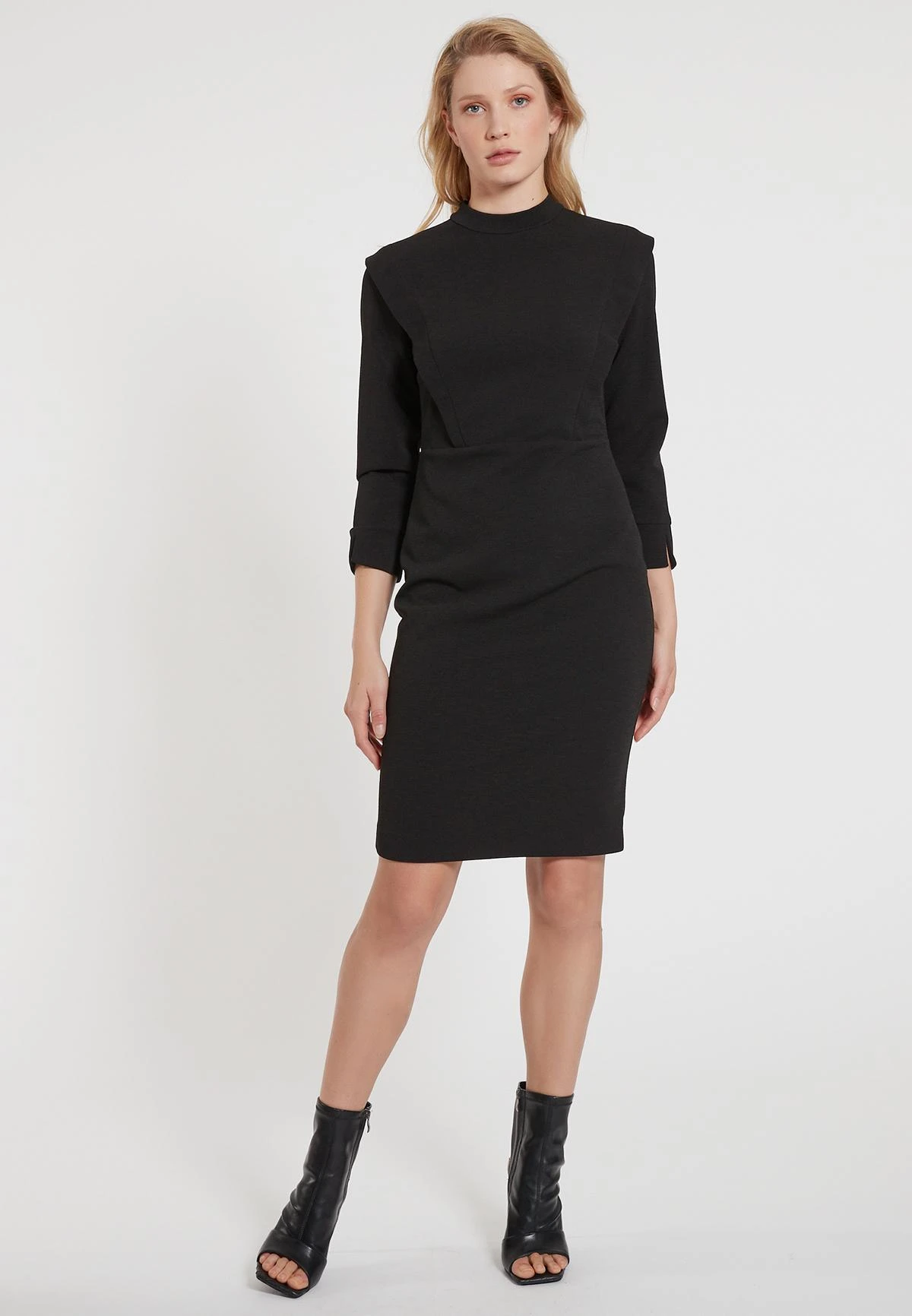 Ana Alcazar Moderne Jurk Elmy 1 Ana Alcazar Moderne Jurk Elmy