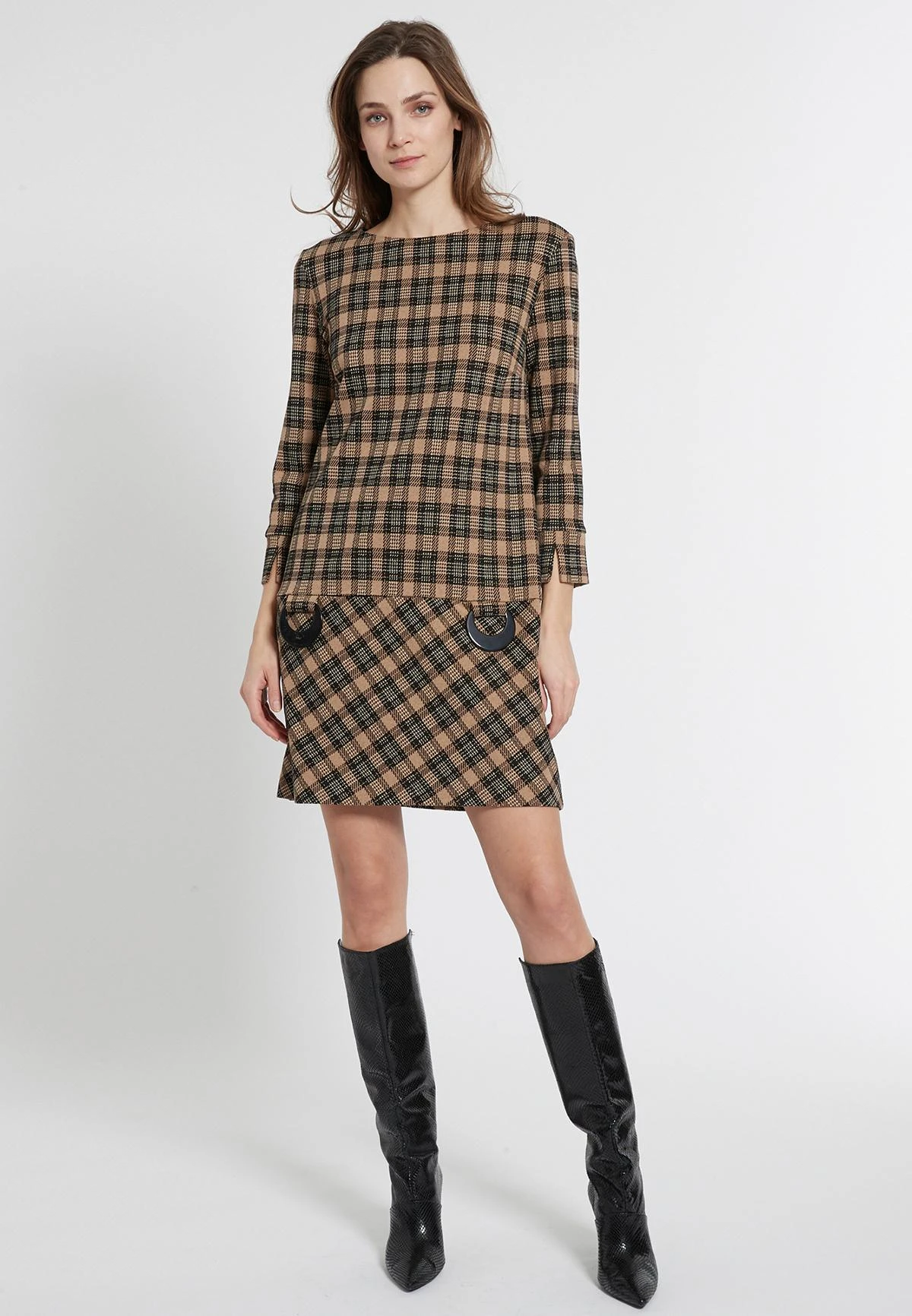 Ana Alcazar Geruite Jurk Emmy 1 Ana Alcazar Geruite Jurk Emmy