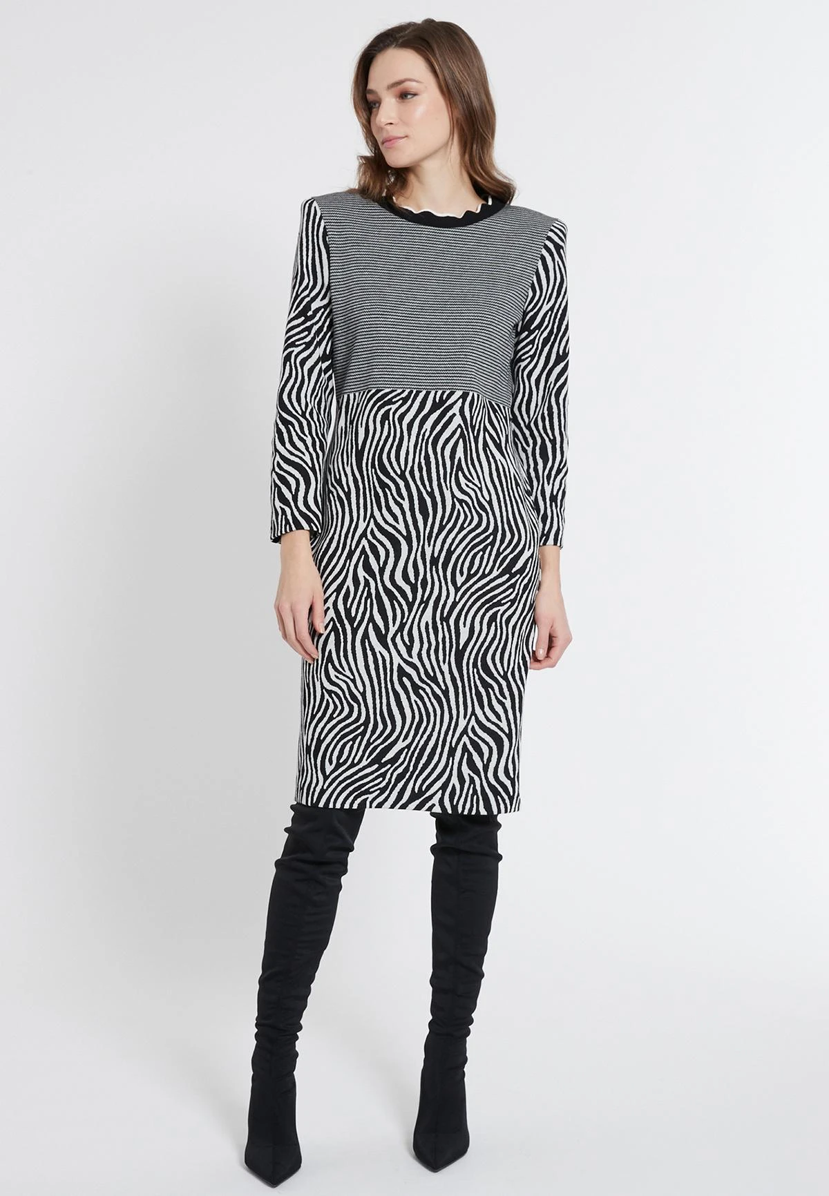 Ana Alcazar Shift Jurk Enzy 1 Ana Alcazar Shift Jurk Enzy