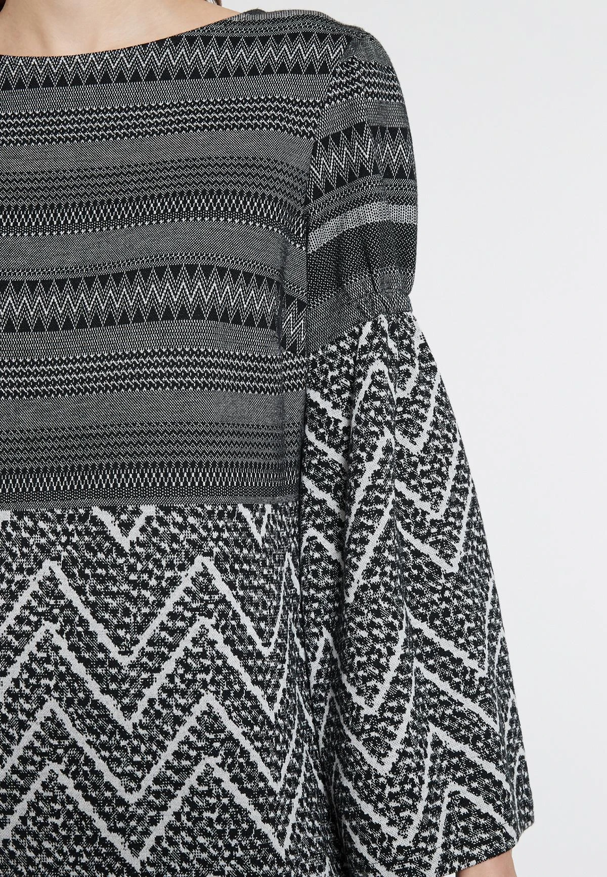 Ana Alcazar Mix Jurk Enorea 4 Ana Alcazar Mix Jurk Enorea - Afbeelding 4