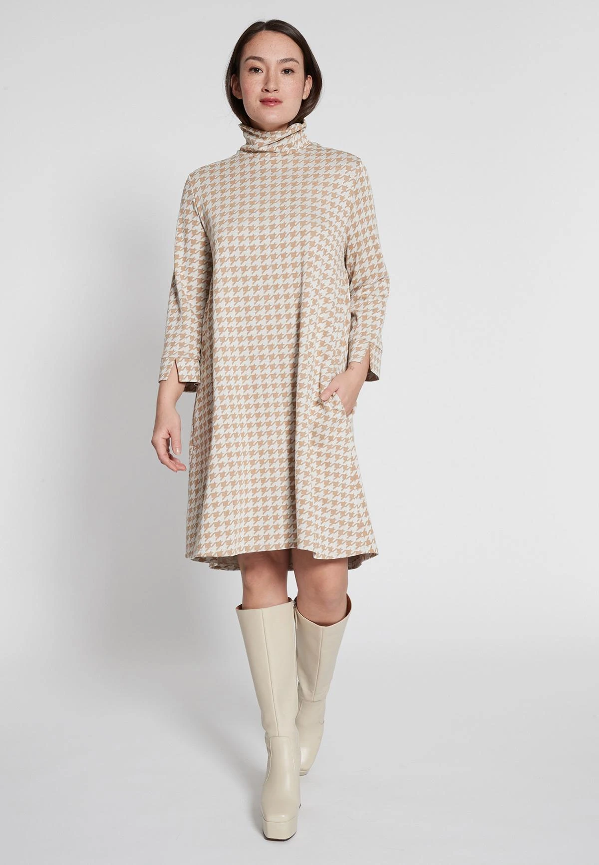 Ana Alcazar Coltrui Jurk Hepane 1 Ana Alcazar Coltrui Jurk Hepane