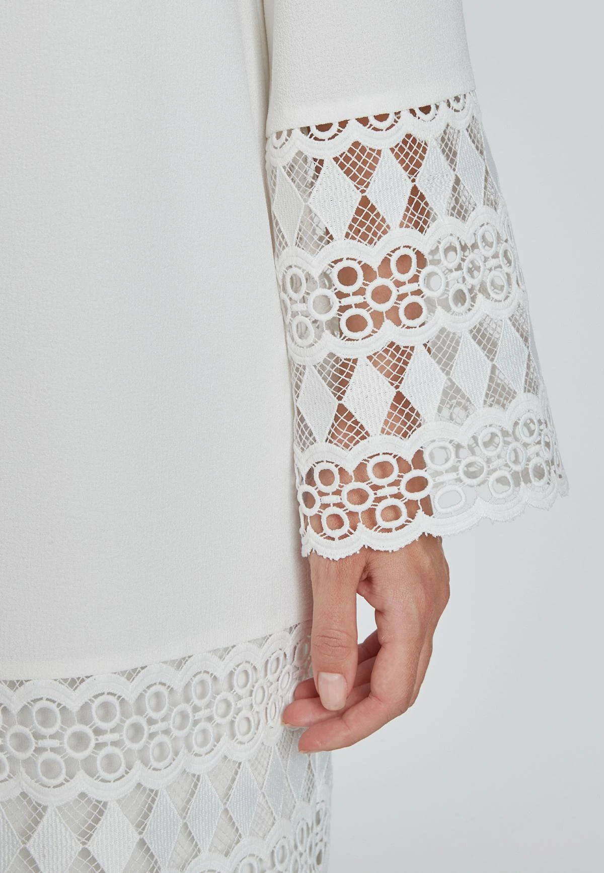 Ana Alcazar Mix Jurk Kabale 4 Ana Alcazar Mix Jurk Kabale - Afbeelding 4