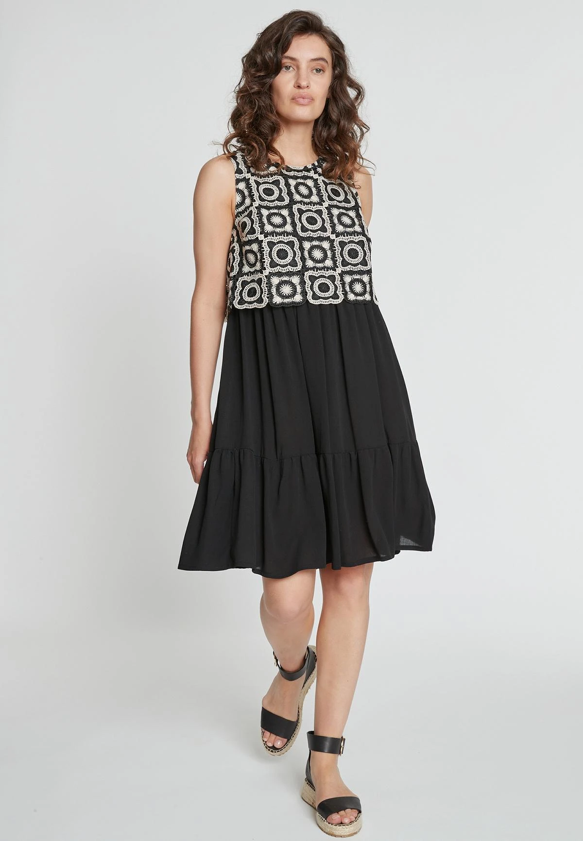 Ana Alcazar Empire Jurk Kabisi 1 Ana Alcazar Empire Jurk Kabisi