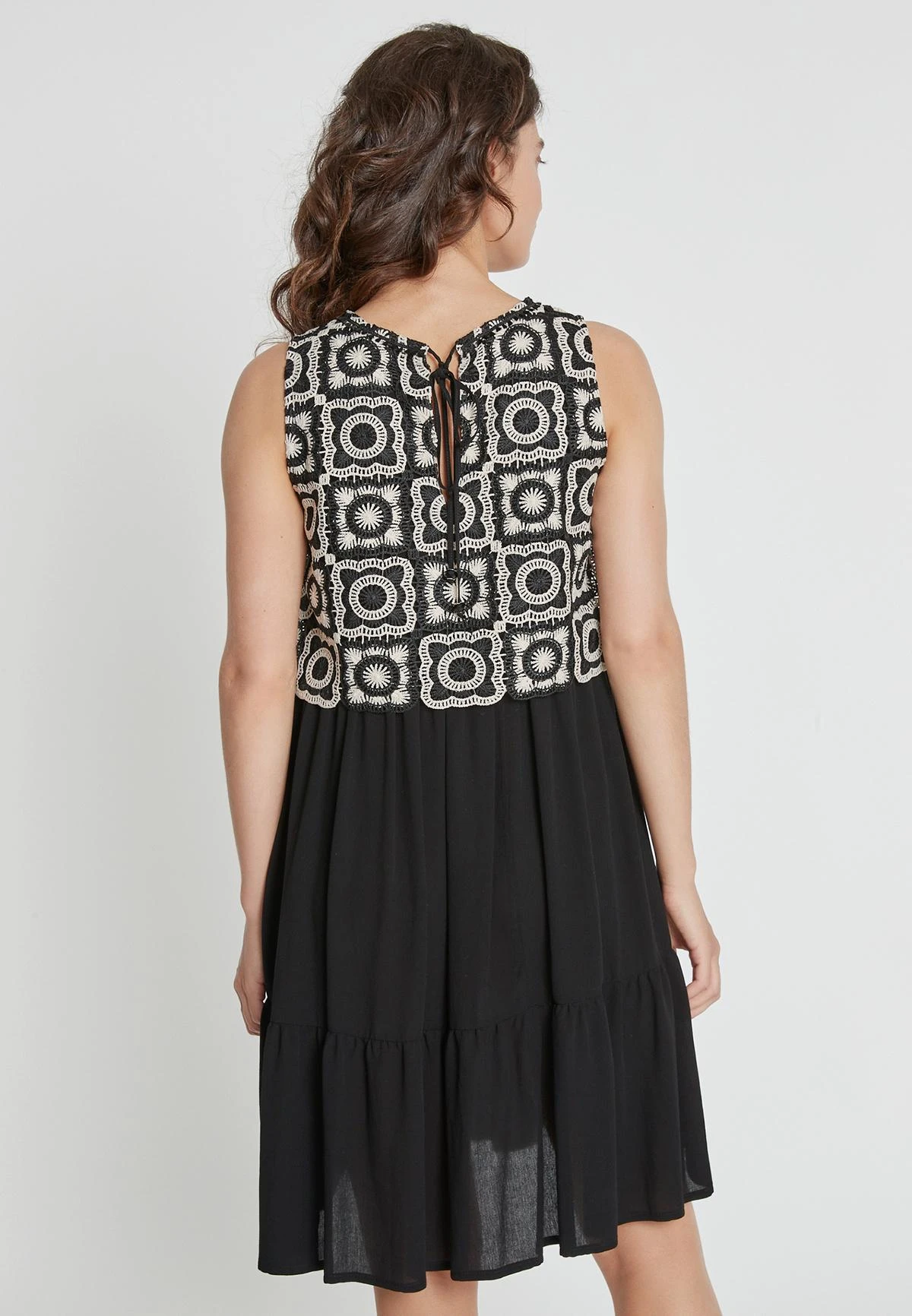 Ana Alcazar Empire Jurk Kabisi 3 Ana Alcazar Empire Jurk Kabisi - Afbeelding 3