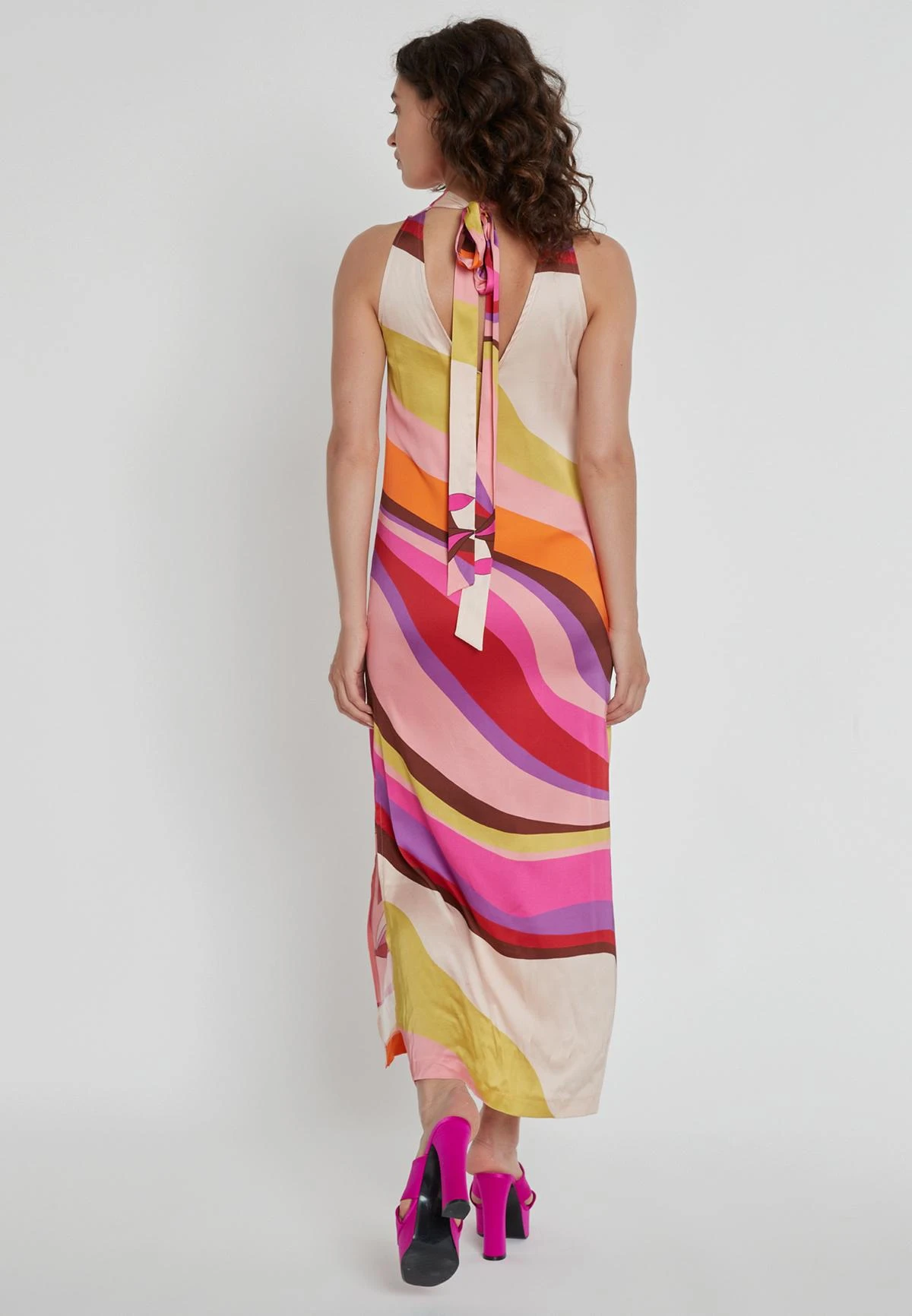 Ana Alcazar Neckholder Jurk Kaffa 3 Ana Alcazar Neckholder Jurk Kaffa - Afbeelding 3