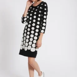 Ana Alcazar Loop Jurk Peika Zwart-Wit